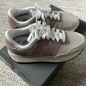 New balance. Woman sneakers 7.5